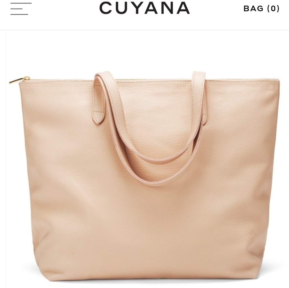Cuyana classic leather bag w/zipper